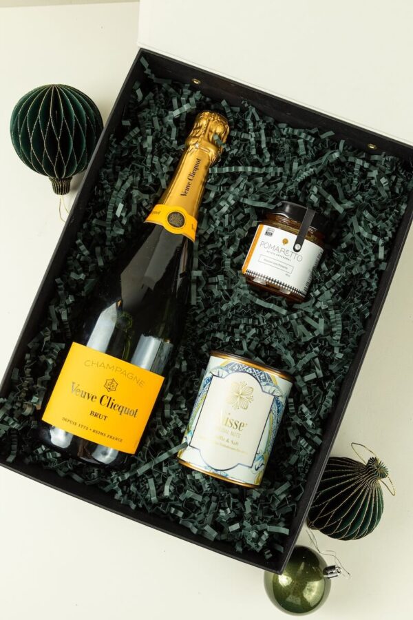 MBM026 - Caixa Premium com Champagne e Delícias Gourmet - Presente de fim de ano