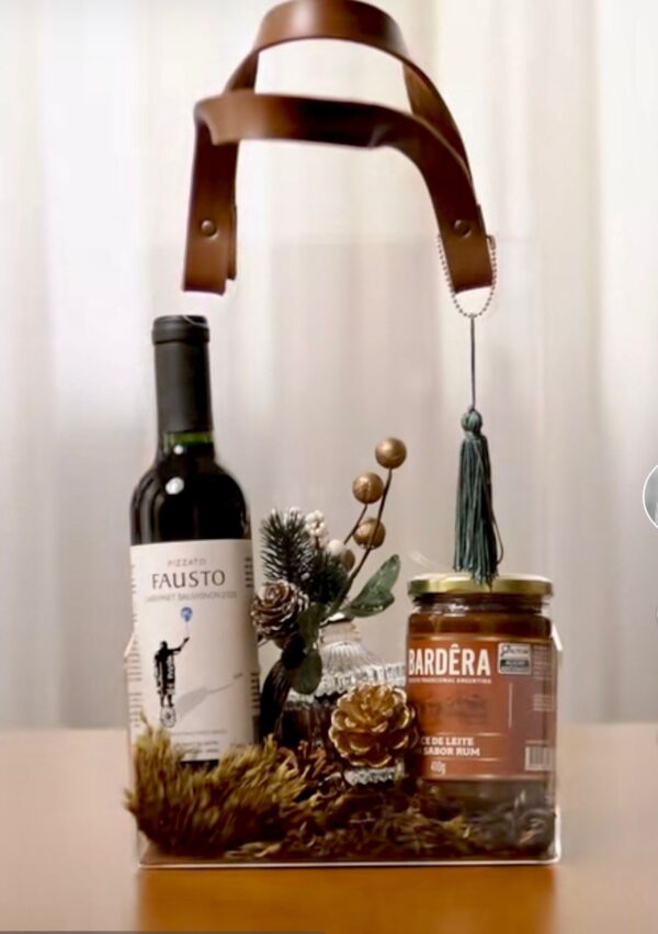 MBN033 - Bag Acrílica com Vinho e Delícias Natalinas